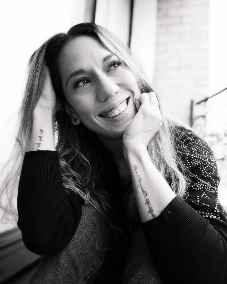 Carolina Santamaría – La Santa
